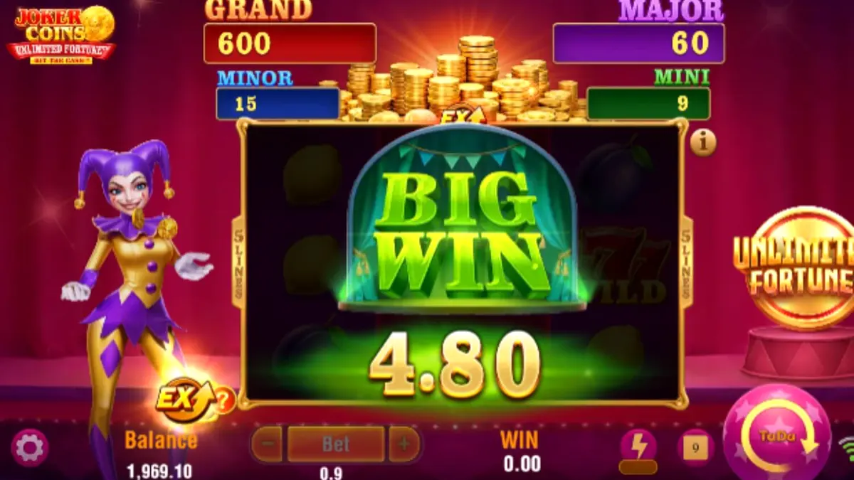 Tampilan visual mesin slot Joker Coins Unlimited Fortune dengan nuansa neon dan simbol buah klasik